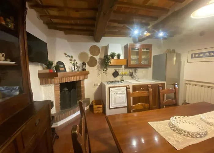 Casa Panoramica Sulle Colline Di Viareggio